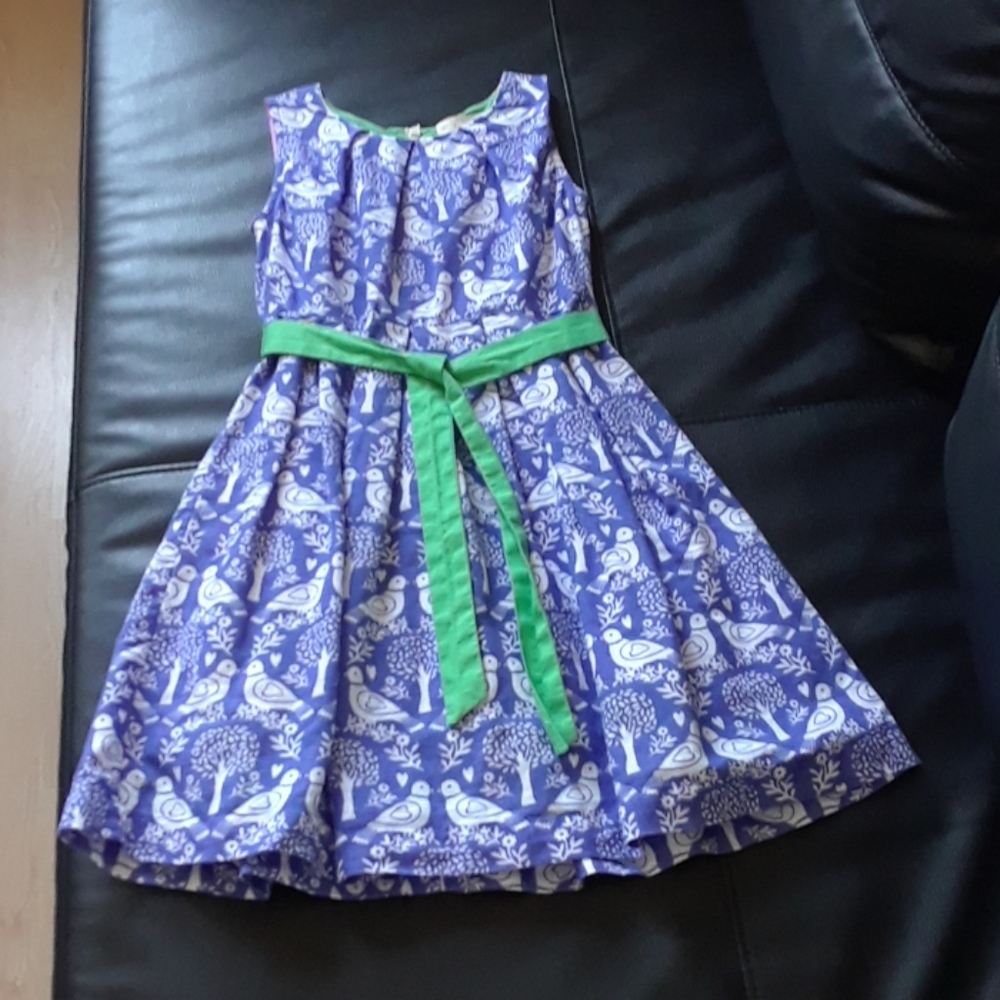 Elegant dress for girls